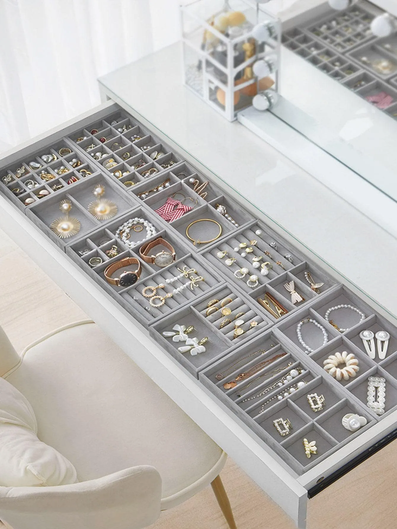 1pc Multi-grid Jewelry Tray