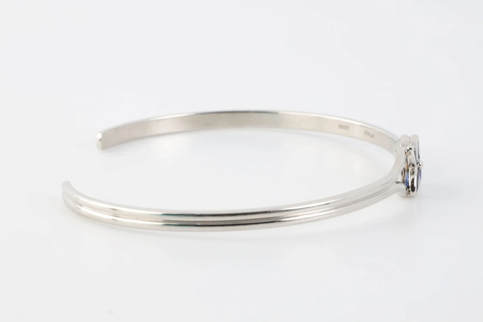 6" Tiffany & Co. 950 Platinum Victoria 0.07tcw Sapphire Cuff Bracelet (10.94g.)