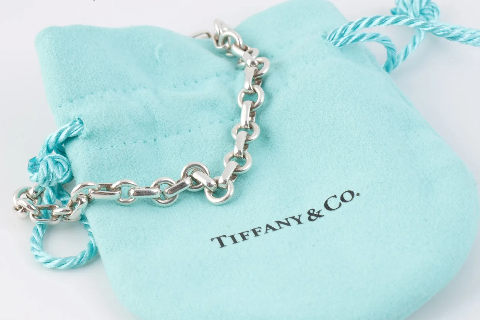 7.5" Tiffany & Co. 925 Silver Donut Link Chain Bracelet (11.64g.)