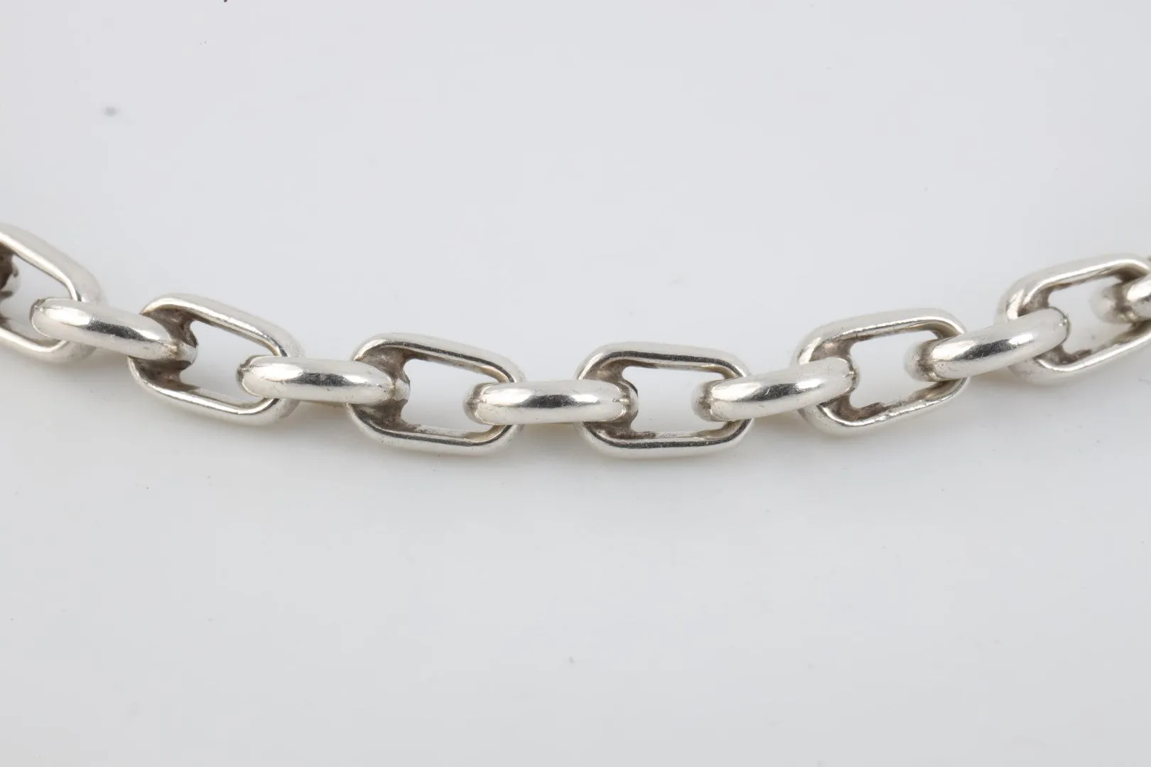 7.5" Tiffany & Co. 925 Silver Donut Link Chain Bracelet (11.64g.)