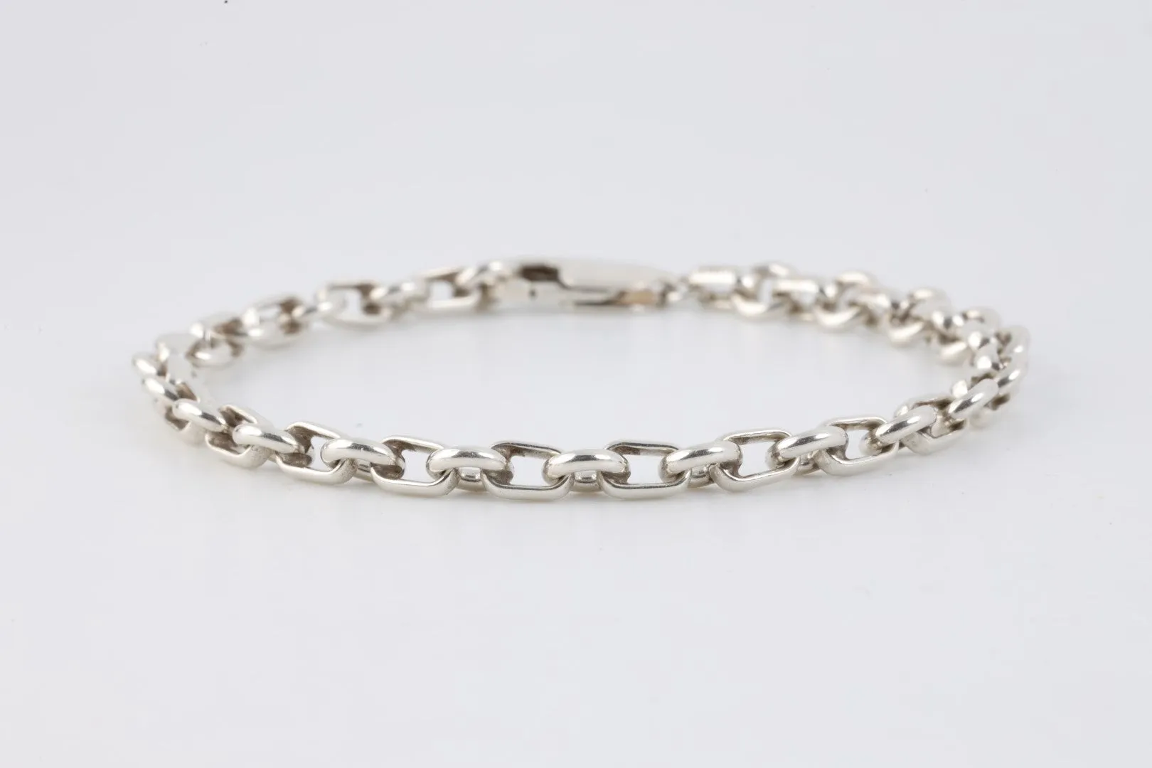 7.5" Tiffany & Co. 925 Silver Donut Link Chain Bracelet (11.64g.)