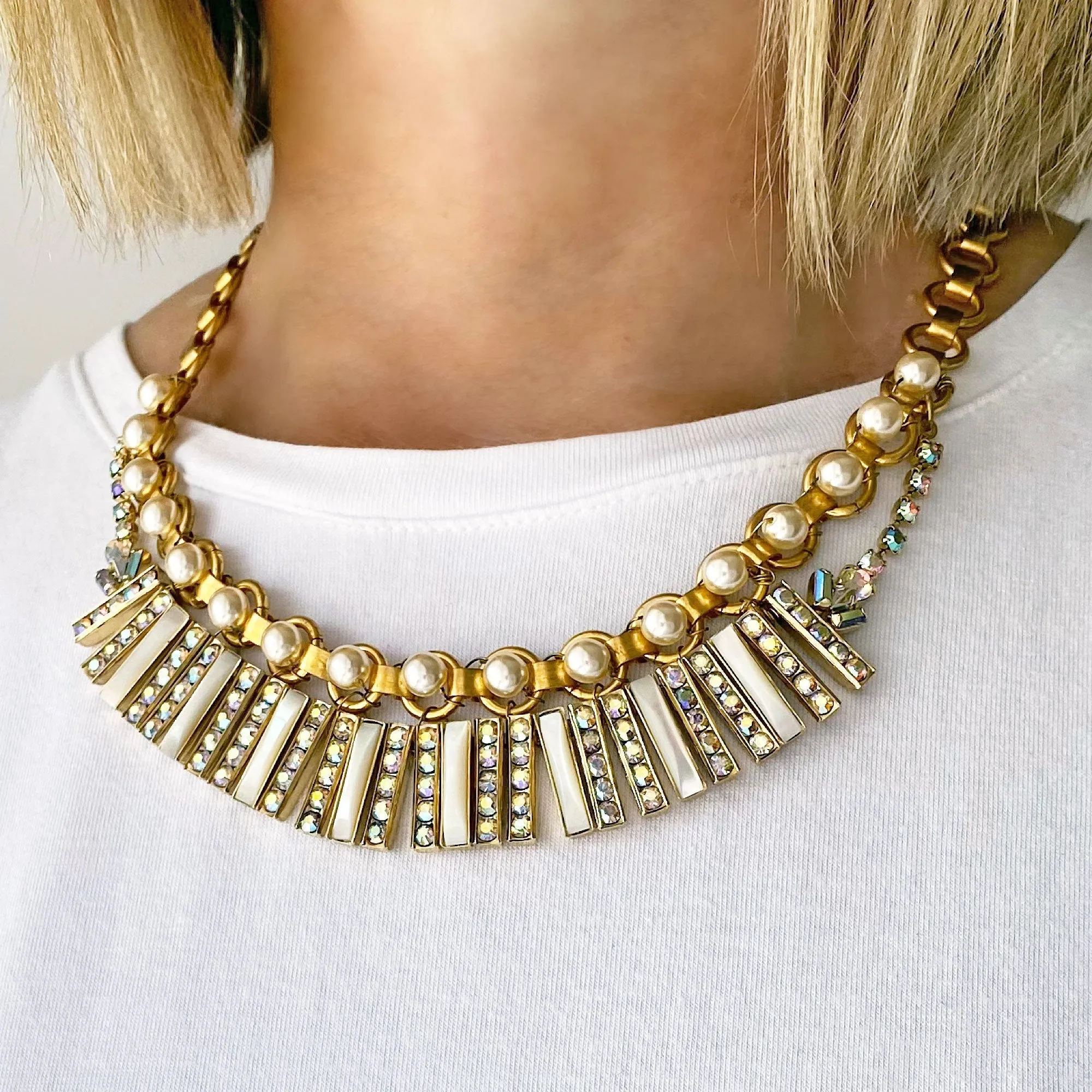 CELESTE mother of pearl necklace