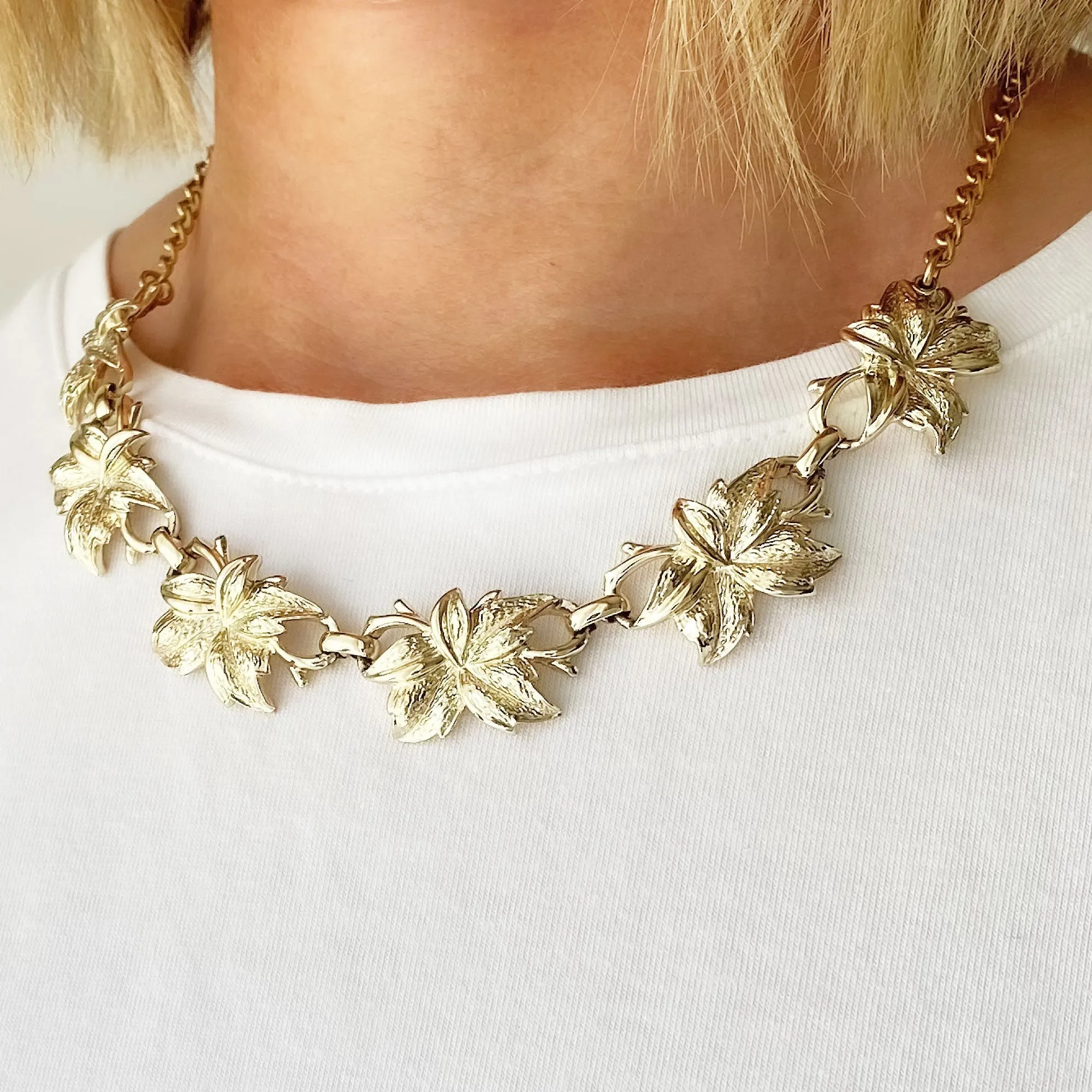 JENNA vintage gold leaf necklace