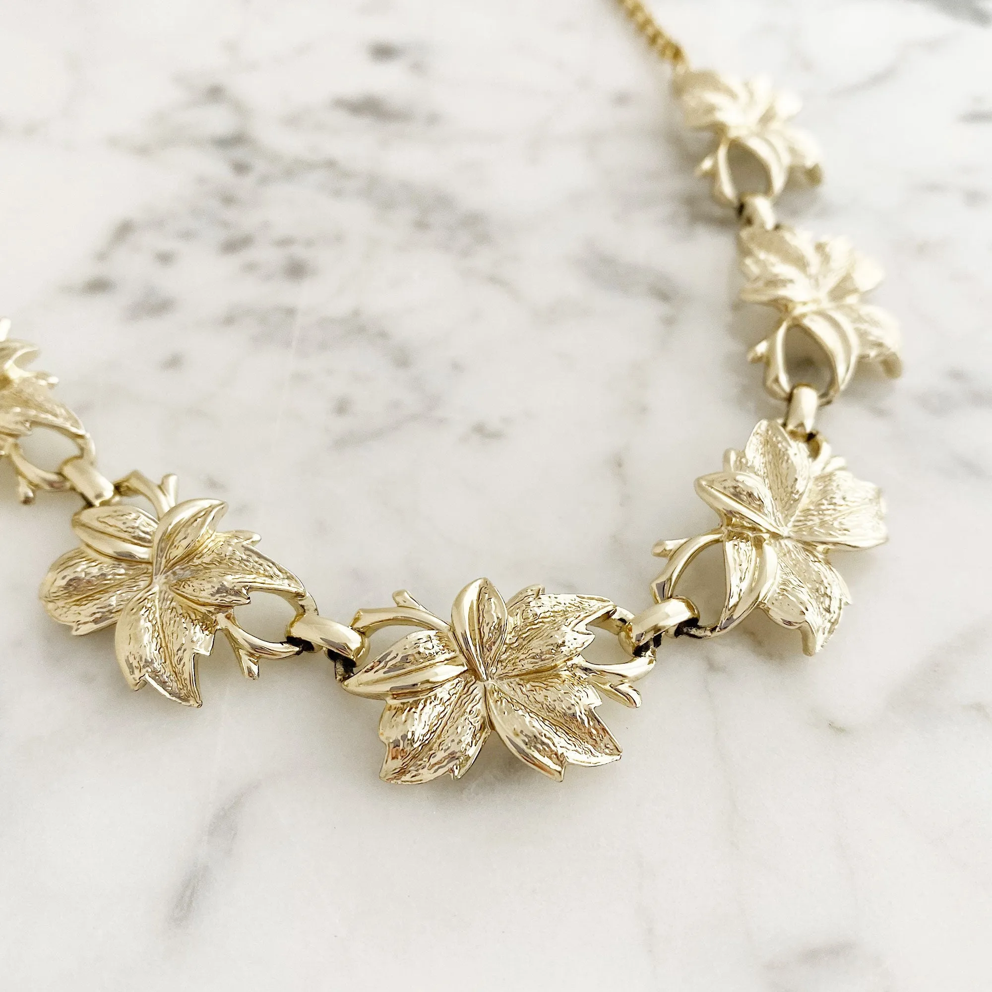 JENNA vintage gold leaf necklace