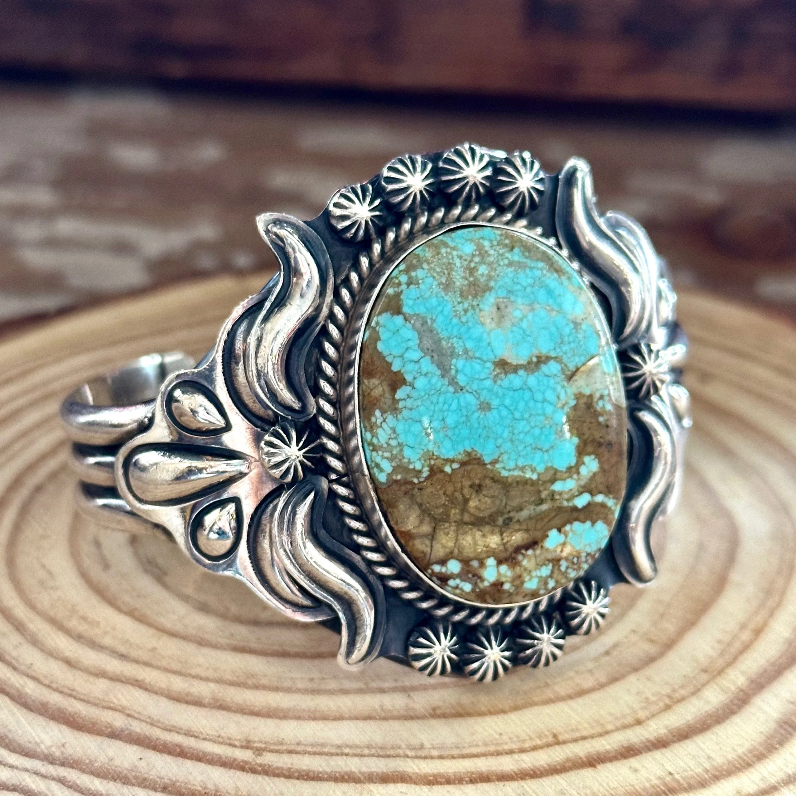 JOE DELGARITO Navajo Number 8 Mine Turquoise Sterling Silver Cuff 60g