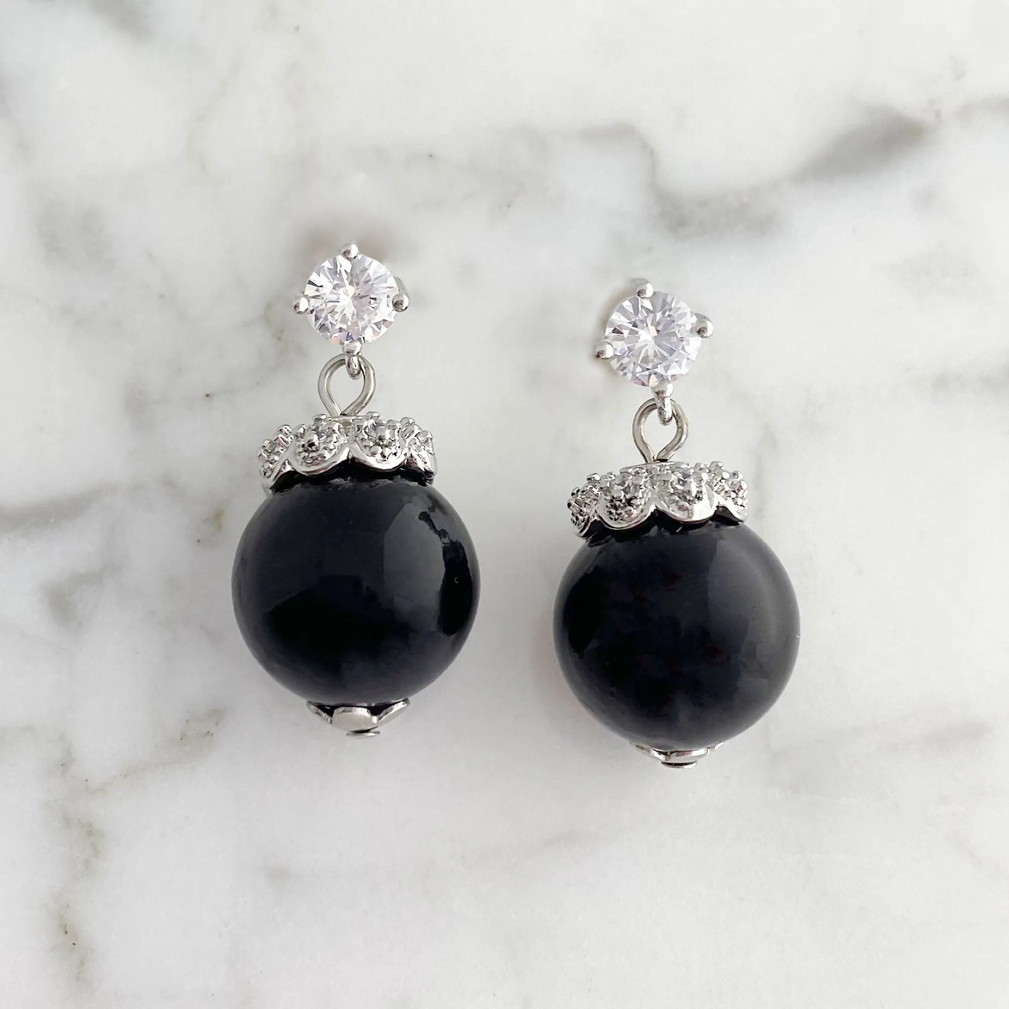 LAVIGNE platinum and black pearl earrings