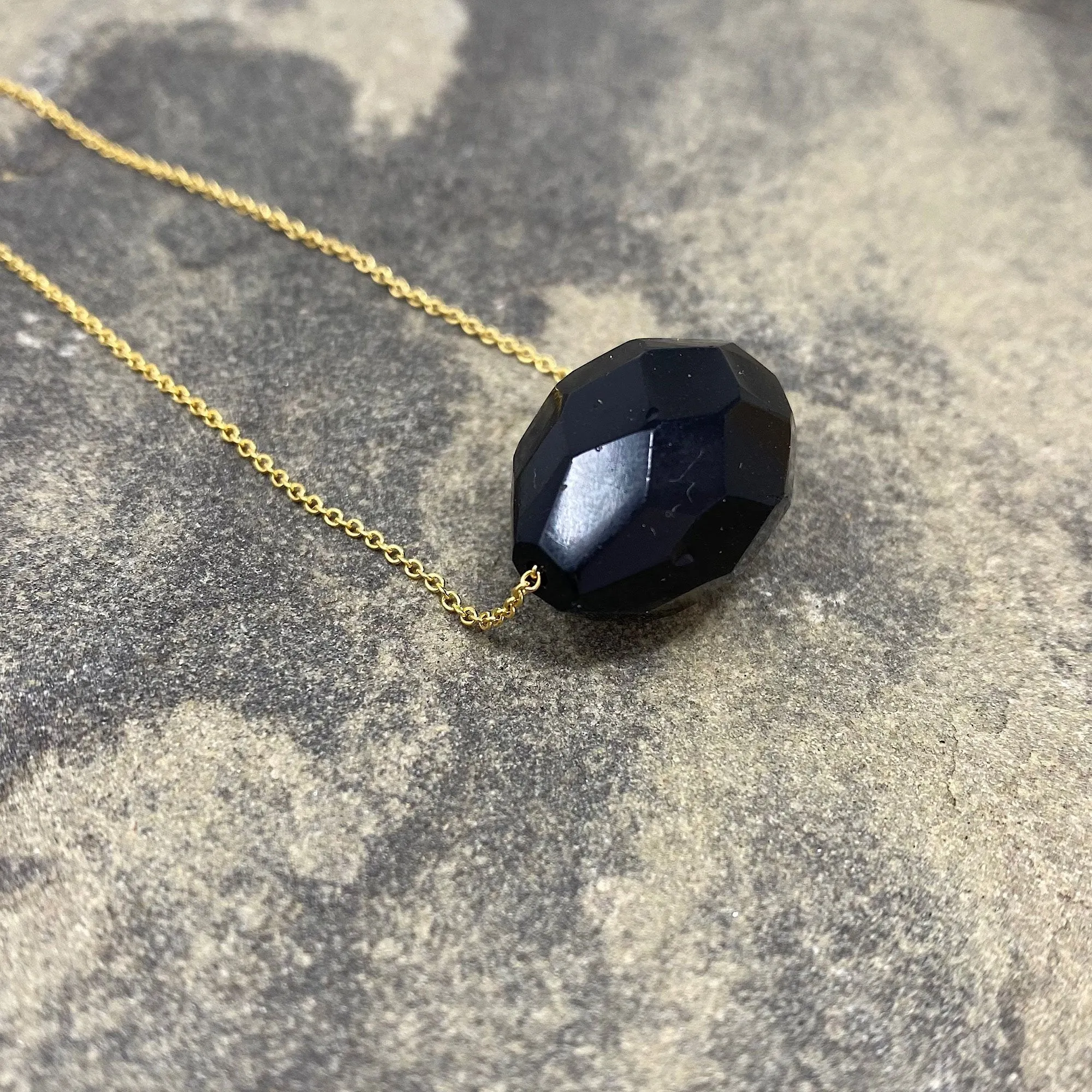 LUKAS vintage onyx 14kt gold necklace