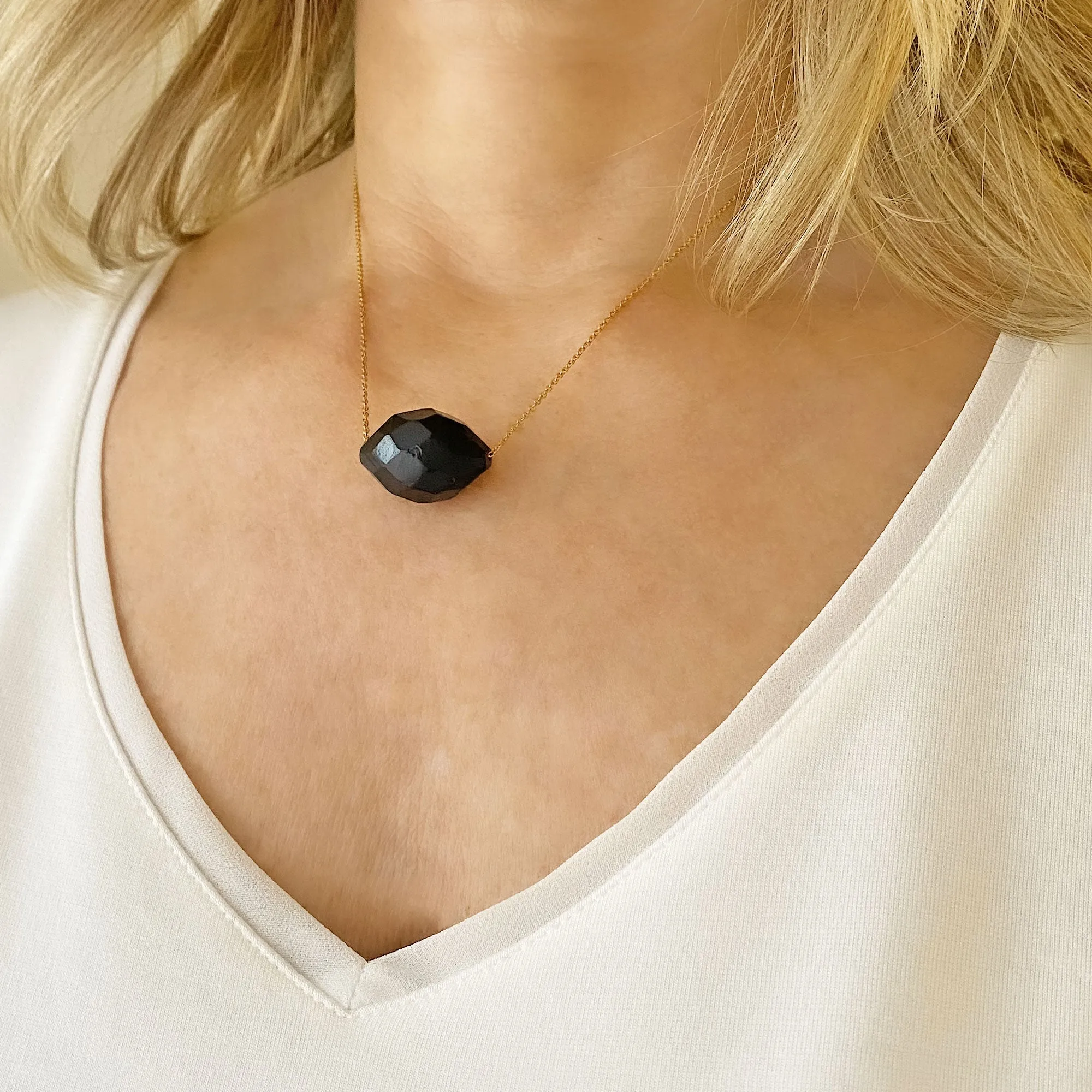 LUKAS vintage onyx 14kt gold necklace