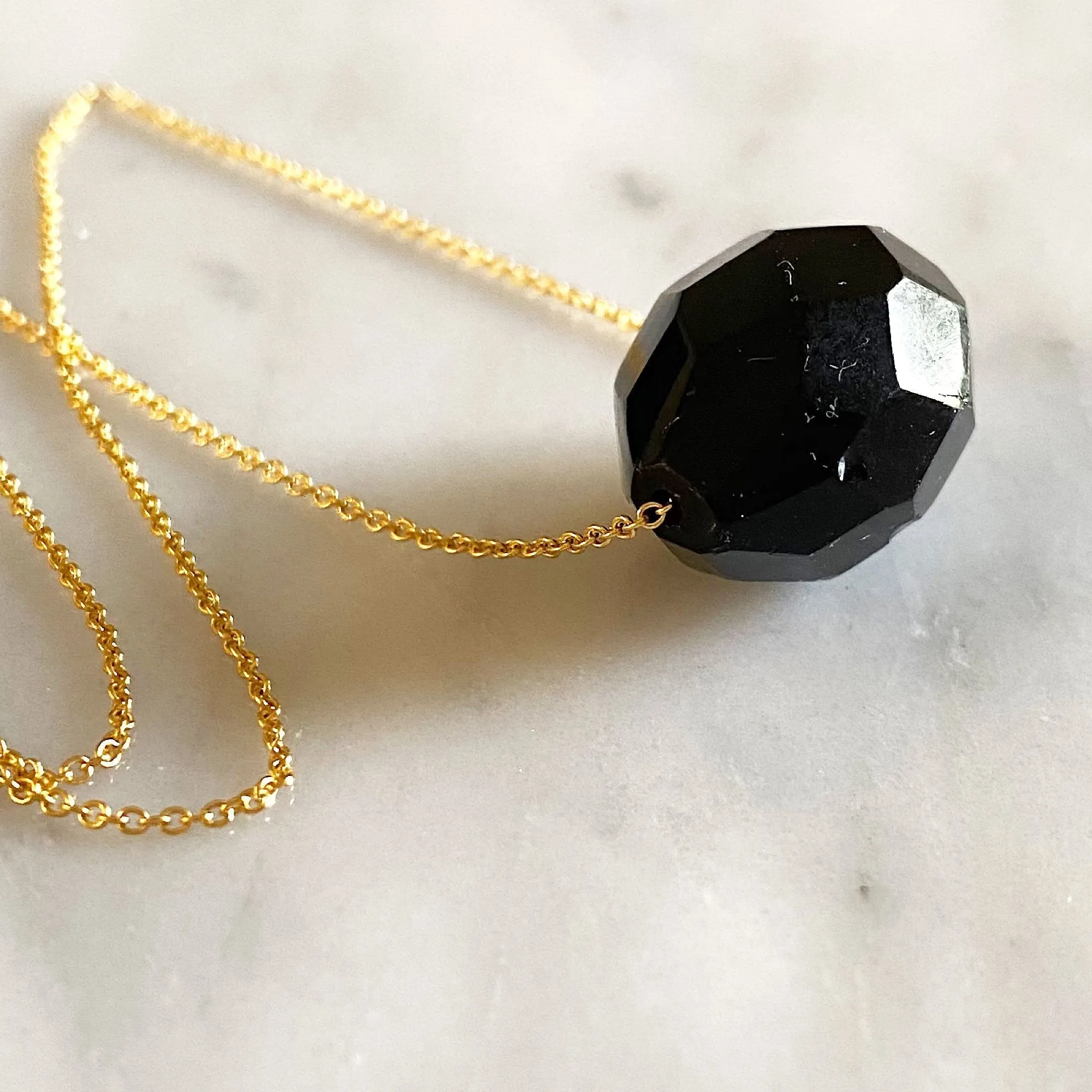 LUKAS vintage onyx 14kt gold necklace