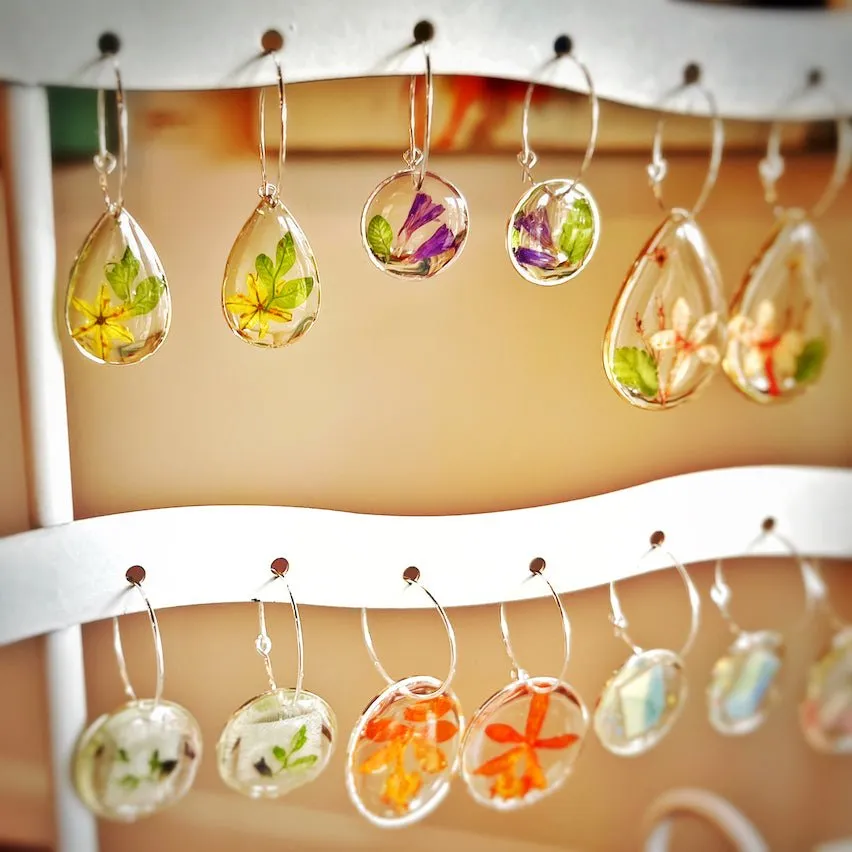 Mother's Day Resin Jewelry Workshop