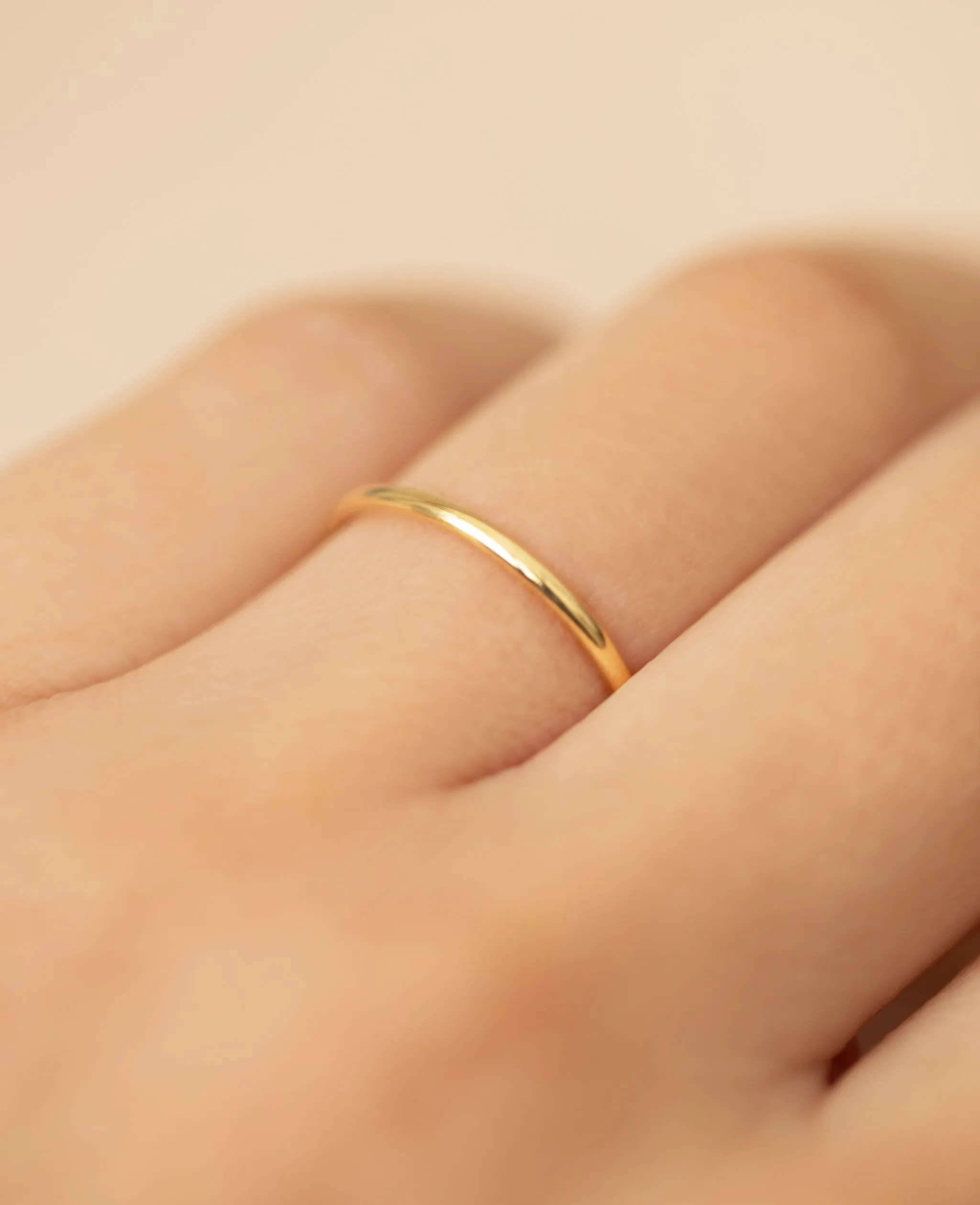 *SAMPLE SALE* 9K Solid Gold Thin Plain Stacking Ring