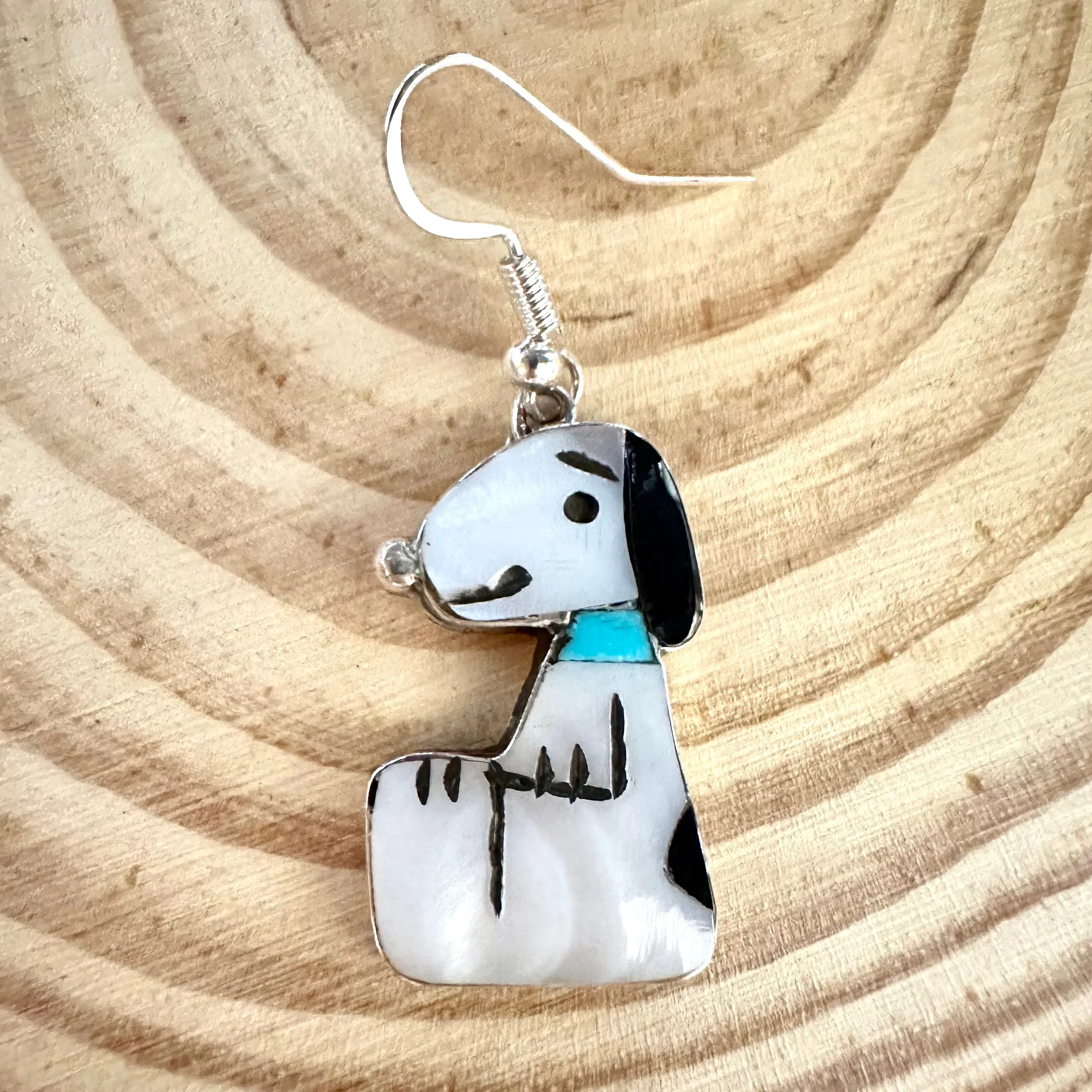 SNOOPY Shenel Comosona Zuni Toons Multi- Stone Inlay Dangle Earrings